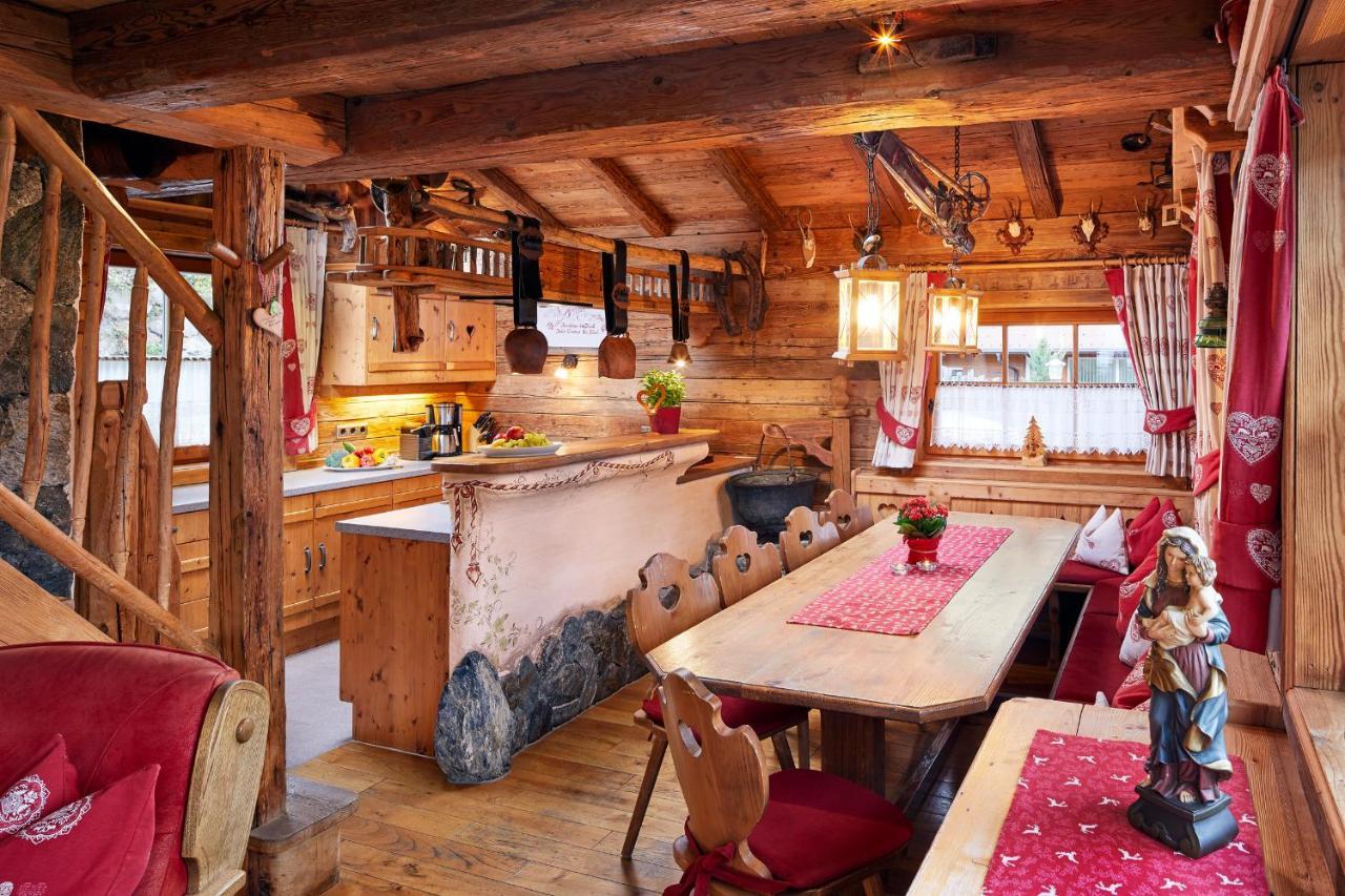Almdorf Flachau - Luxus Huettenurlaub Екстериор снимка